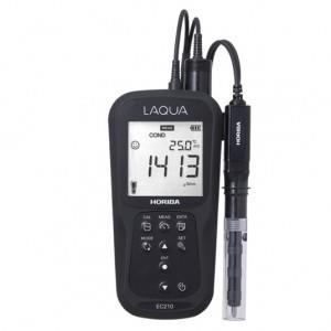 Horiba 现场型便携式电导率仪电导率电极套装 D-220C-S *数据存储器1000条。可连接PC和打印​​机。配有 USB 电缆。